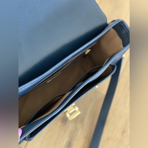 Gigi New York gorgeous blue satchel with very minor wear - Picture 2 of 5